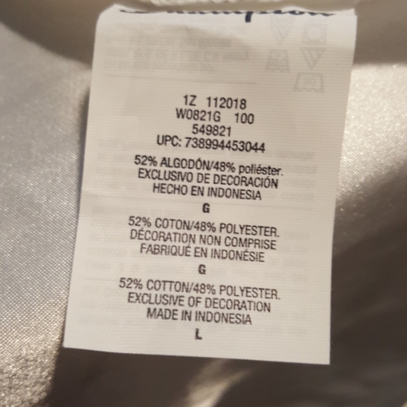 Champions woman's T-shirt. Red white and blue logo - Picture 6 of 7